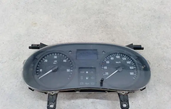 Opel Movano A Speedometer (instrument cluster) P8200408677