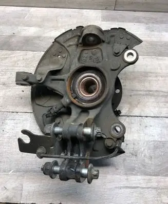 Peugeot 5008 Front wheel hub 95DD9