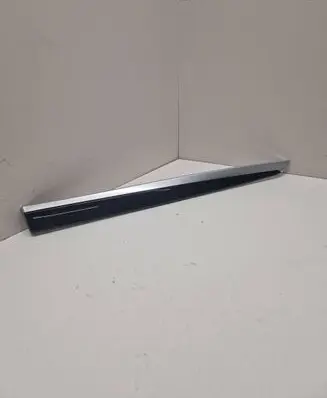 BMW 5 F10 F11 Dashboard glove box trim 7225525