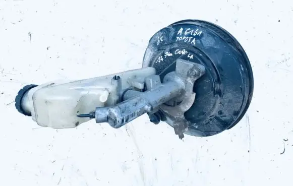 Toyota Corolla E120 E130 Brake booster lsh65 1m3n