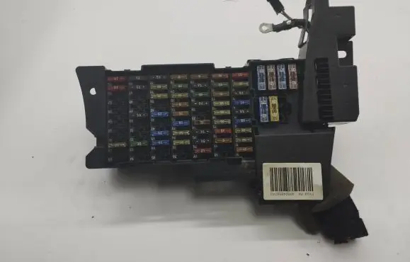 Mercedes-Benz B W245 Fuse module 1695450540