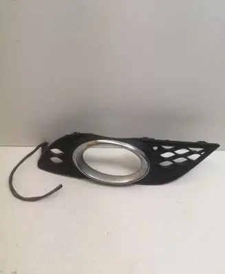 Mercedes-Benz E W211 Front fog light trim/grill A2118850522 A2118850974