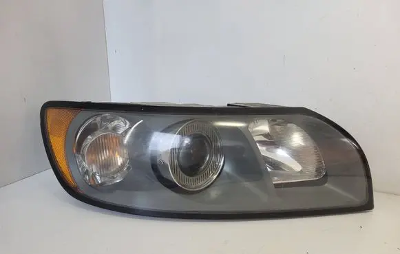 Volvo V50 Headlight/headlamp 30698894