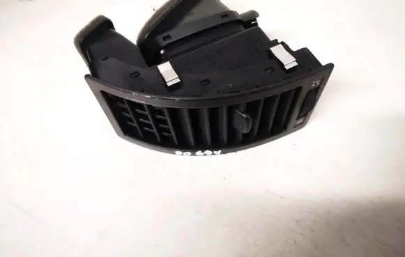 Volkswagen Polo IV 9N3 Dashboard side air vent grill/cover trim 6q0819704