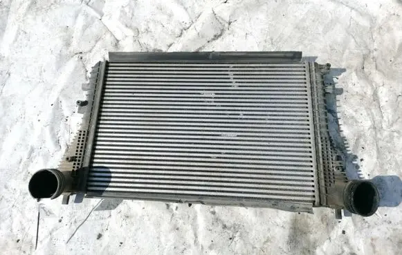 Volkswagen PASSAT B6 Intercooler radiator 1K0145803M