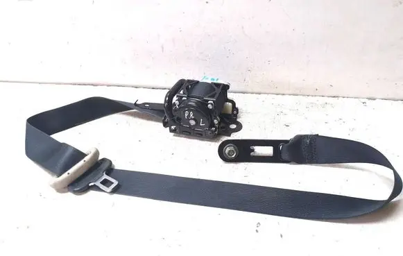 Mazda CX-5 Front seatbelt KD47
