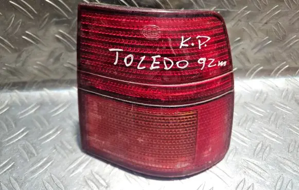 Seat Toledo I (1L) Rear/tail lights 96164800