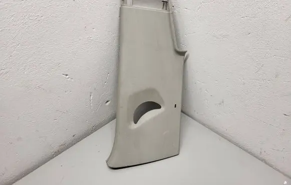 (C) pillar trim