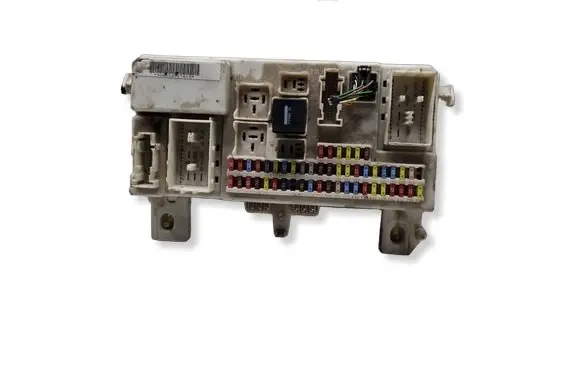 Ford Focus C-MAX Fuse module 3M5T14014 3M5T14A073