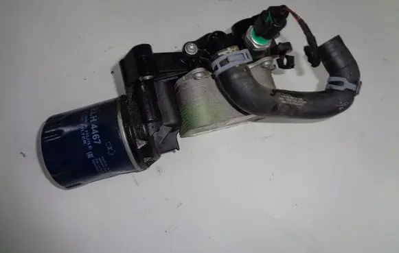 Skoda Fabia Mk3 (NJ) Oil filter mounting bracket 03L117021C
