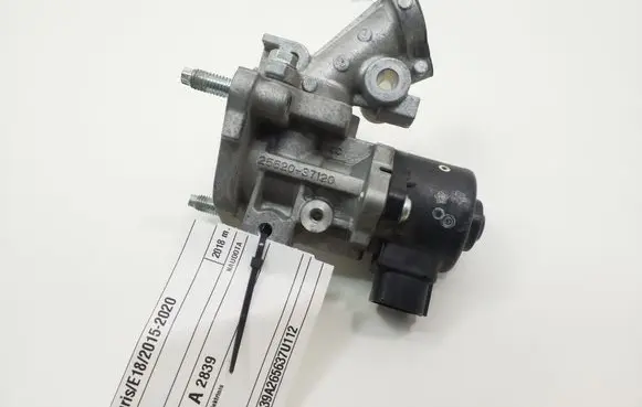Toyota Auris E180 EGR valve 2562037120