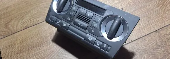 Audi A3 S3 8P Climate control unit 8p0820043ad