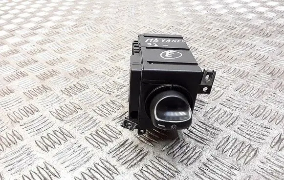 Mercedes-Benz Vaneo W414 Light switch 1685450104