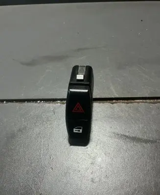 BMW 5 E60 E61 Hazard light switch 6919506 549519500