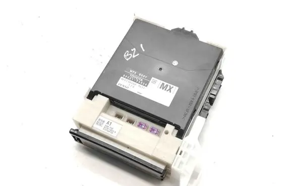 Toyota C-HR I Central body control module 89221F4020