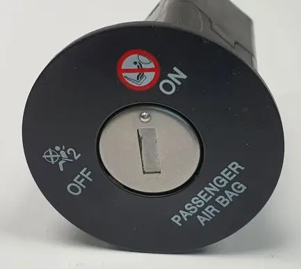 KIA Picanto Passenger airbag on/off switch 