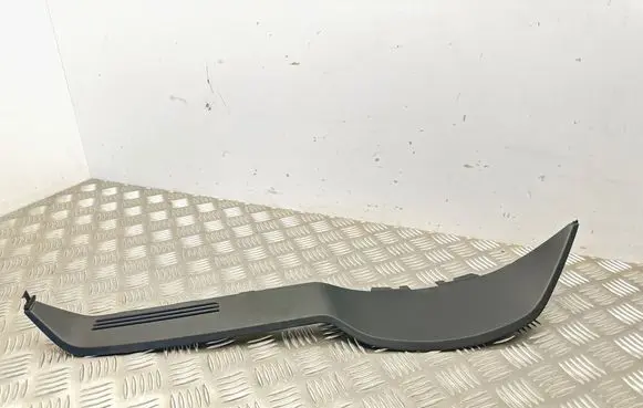 Mercedes-Benz C W204 Dashboard trim A2046890639 9030700