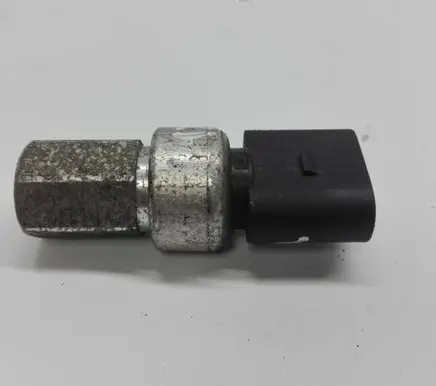 Volkswagen Touran I Air conditioning (A/C) pressure sensor 1K0959126A