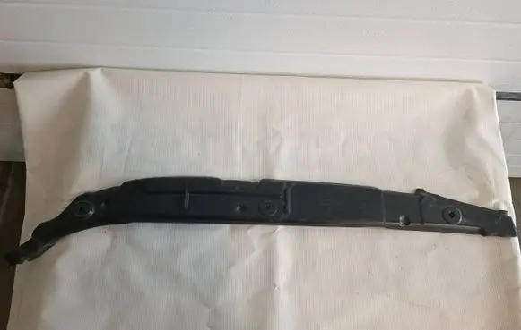 Audi Q8 Fender end trim 4M8821111