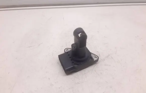 Toyota Avensis T250 Mass air flow meter 1974006051 DMA0112