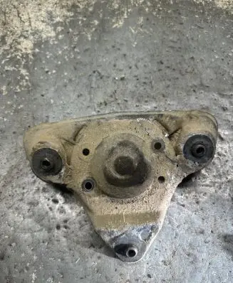Audi A4 S4 B5 8D Coil spring mount 