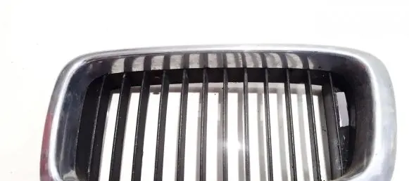 BMW 7 E38 Front grill 51138125811 51.138125811