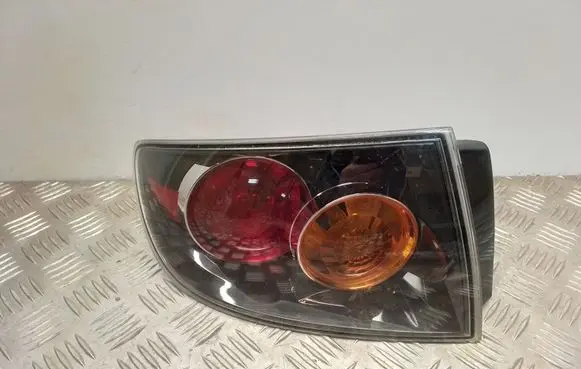 Mazda 3 I Rear/tail lights