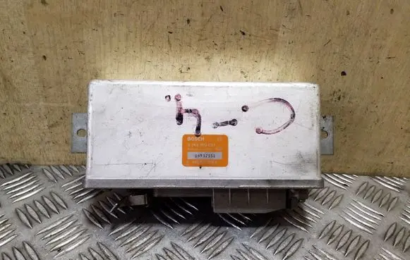 Audi 100 S4 C4 ABS control unit/module 0265100037 443907379C