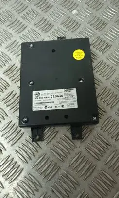 Volkswagen PASSAT B6 Bluetooth control unit module 3C0035729G