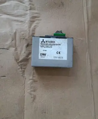 Mitsubishi Space Star Other control units/modules MR238029