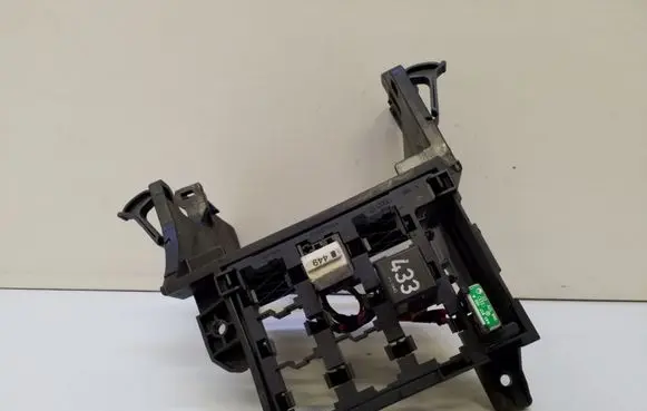 Seat Toledo III (5P) Fuse module 1K2971858F 1T1937503A