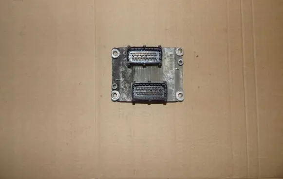 Fiat Punto (188) Engine control unit/module 0261208032