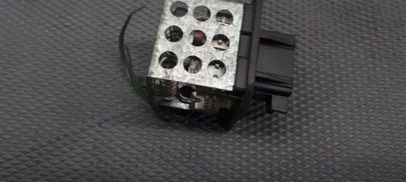 Peugeot 206+ Heater blower motor/fan resistor