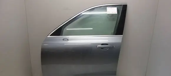 Volvo XC90 Front door