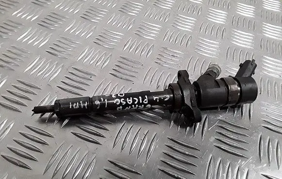Fuel injector