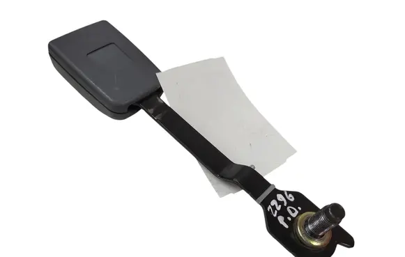 KIA Carens II Front seatbelt buckle 2CA4613183