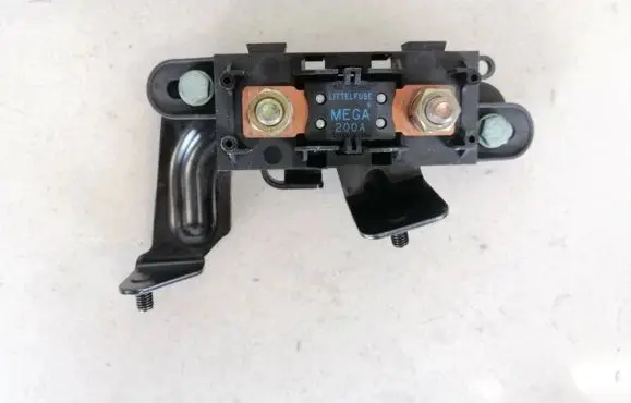 Audi A8 S8 D2 4D Fuse 4d0971845am