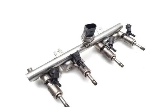 BMW 1 F20 F21 Fuel main line pipe 7592426 55PP-01 7537319