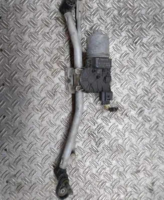 Front wiper linkage and motor