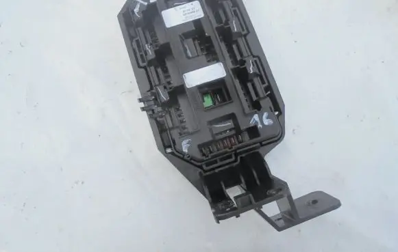 BMW X6 F16 Fuse module 9316568
