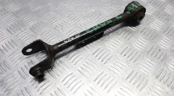Honda CR-V Rear control arm