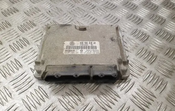 Skoda Octavia Mk1 (1U) Engine control unit/module 038906018AM