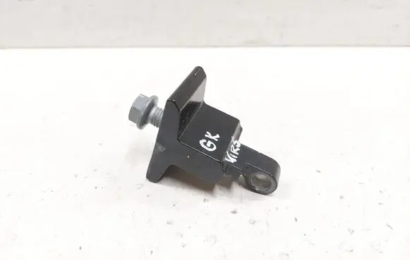 Rear door upper hinge