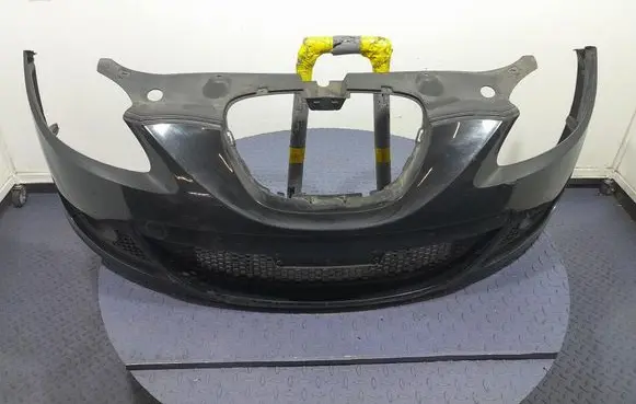 Seat Leon (1P) Front bumper