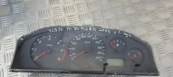 Nissan Almera N16 Speedometer (instrument cluster)