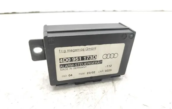 Audi A8 S8 D2 4D Alarm control unit/module 4D0951173D