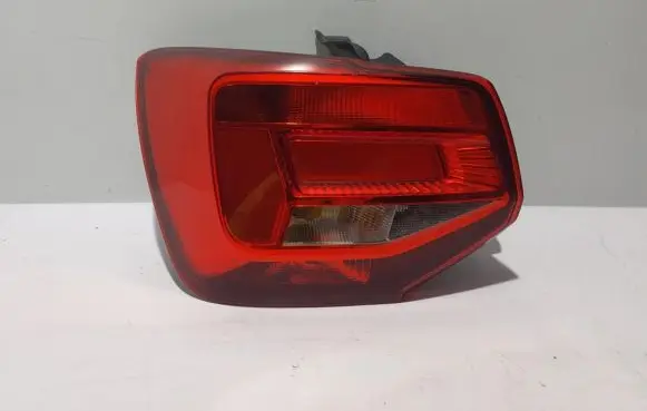 Audi Q2 - Rear/tail lights 81A945069B