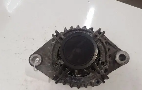 Alfa Romeo Giulietta Generator/alternator 51884886
