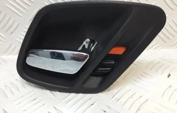 Jeep Grand Cherokee (WJ) Rear door interior handle 5FX72TRM-AB