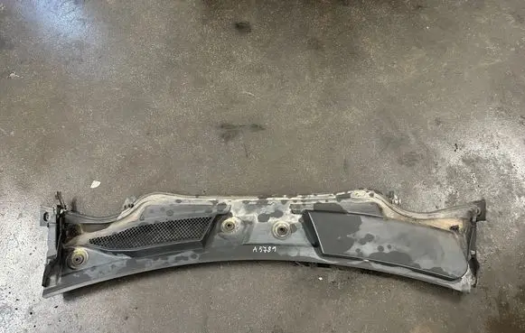 Wiper trim